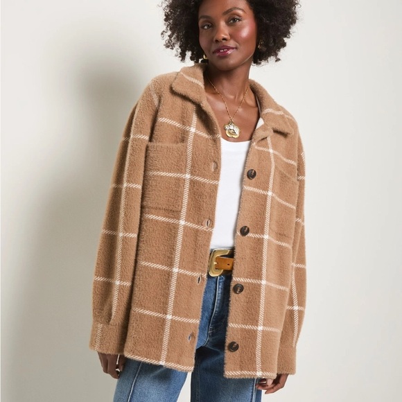 Daydreamer Shacket - Picture 4 of 4